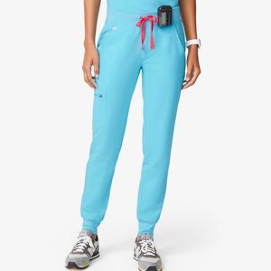 NWOT Figs Zamora Jogger Scrub Pants